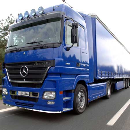 Custodia de mercadería en tránsito con auto propio